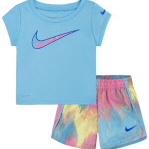Girls Nike short set size MD (5-6)